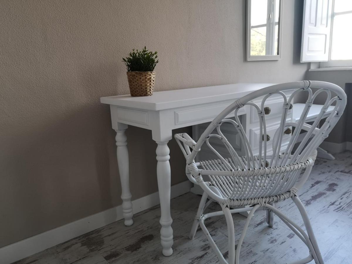 Hotel Roman Naveces Zewnętrze zdjęcie